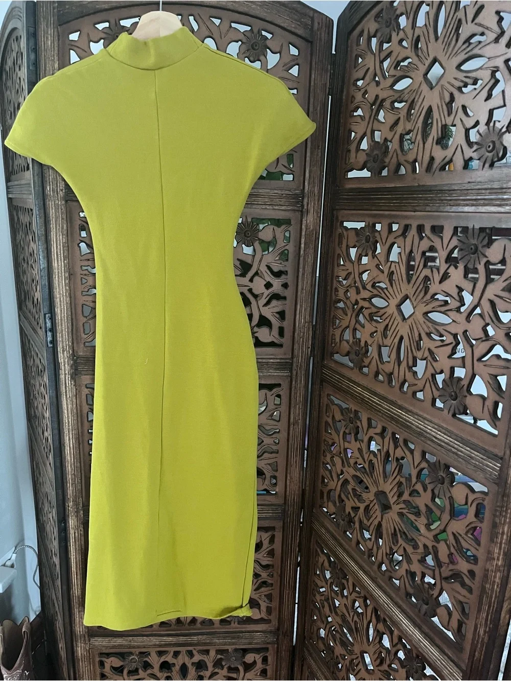 Zara Chartreuse Green Mock Neck Ruched Midi Dress Sm Short Sleeve Stretch Knit - Picture 2 of 9